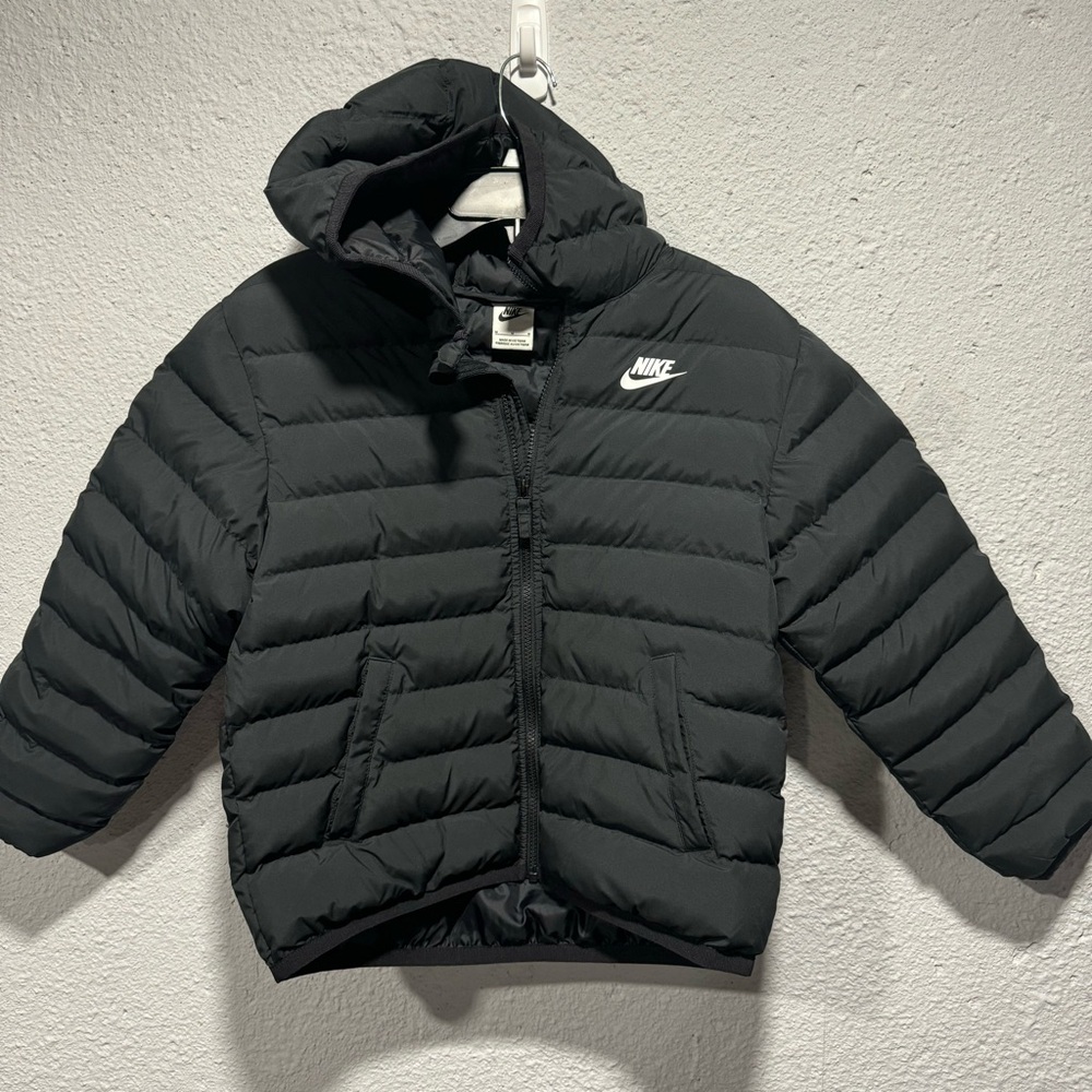 Nike Women’s puffer jacket M black streetwear vintage 90s